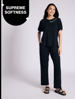Nykd by Nykaa - Buttery Soft Modal Cotton Pyjama Coord Set of 2 With Round Neck Graphic Tee Nys932 Black Slow