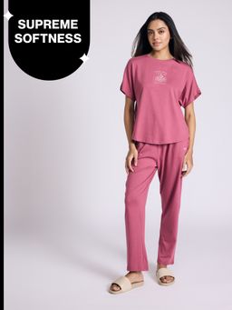 Nykd by Nykaa - Buttery Soft Modal Cotton Pyjama Coord Set of 2 With Round Neck Graphic Tee Nys932 Grape Coffee