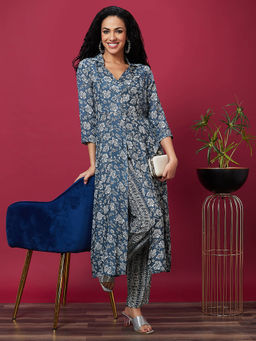 Globus - Women Blue Floral Print Shirt Collar Straight Fusion Kurta with Pant (Set of 2)