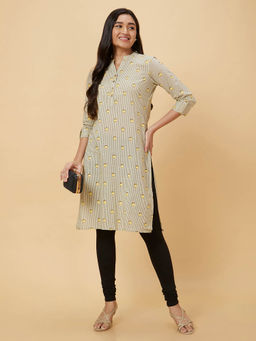 Globus - Women Off White Printed Straight Kurta