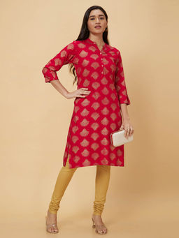 Globus - Women Red Printed Straight Kurta