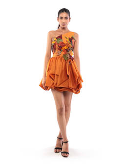 MODO CALDO - Orange Enchanted Wood Dress
