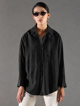 SHOWOFFFF - Women's Black Comfort Oversized Fit Spread Collar Textured Shirt