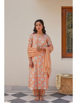 Kapraaha - Orange Floral Printed Kurta with Pant and Dupatta (Set of 3)