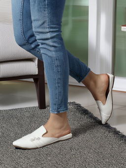 Iconics - Women Bold Style & Comfort Patent Knot Mules Grey