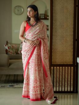 Suta - Women White Tassels Cotton Saree