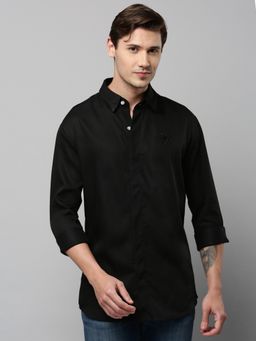SHOWOFFFF - Men Collar Neck Long Sleeves Solid Black Shirt