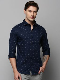 SHOWOFFFF - Men Collar Neck Long Sleeves Printed Navy Blue Shirt