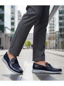 Navy Blue color option, Currently selected