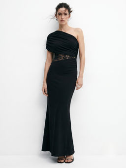 Outzidr - Black One Shoulder Lace Detail Dress