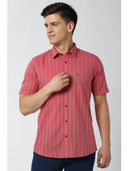 Red color option, Sold out, Currently selected