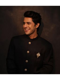 Cosa Nostraa - Shankhnad Brooch