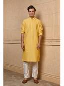 Yellow color option, Currently selected
