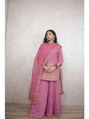 Pink color option, Currently selected