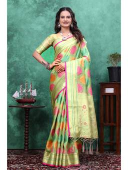 Nyri - Womens Green Jacquard Saree