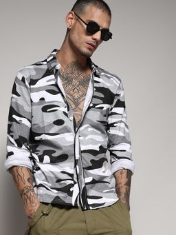 Campus Sutra - Men Grey Camouflage Shirt