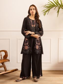 Autumnlane - Karen Irium Embroidery Cotton Kurta with Palazzo