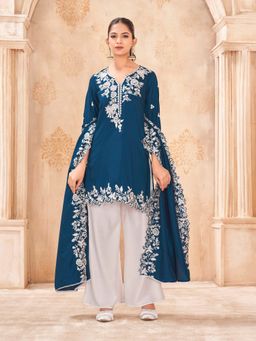 Tikhi Imli - Teal silk blend with thread work embroidered kurta with Pant & dupatta