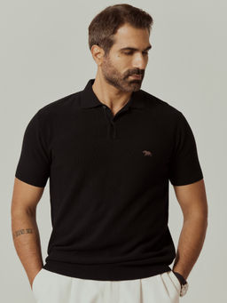 Andamen - Black Solid Relaxed Fit Polo T-Shirt