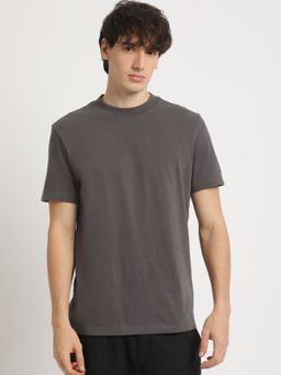 The Bear House - Men Grey Solid Relaxed Fit Round Neck T-Shirt