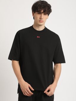 The Bear House - Men Black Solid Oversized Round Neck T-Shirt