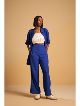 Muvazo - Blue Crepe Textured Shirt With Bralette With Pant