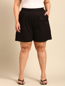 THE PINK MOON - Basic Black Shorts
