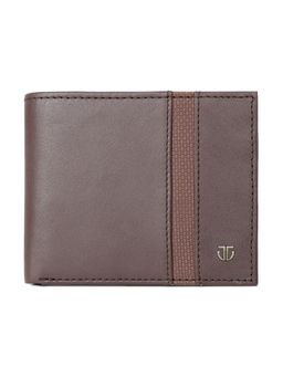 Titan - Solid Leather Bifold Wallet in Color Brown