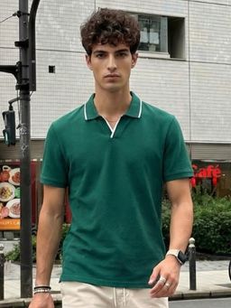 Nobero - Green Pure Cotton Solid Polo T-Shirt