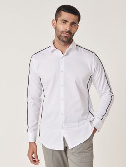 MR BUTTON - White Cotton Satin Solid Shirt