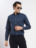 Navy Blue color option, Currently selected
