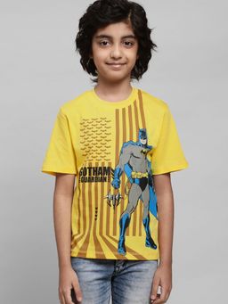 Kidsville - Kids Boys Batman Yellow Printed T-Shirt