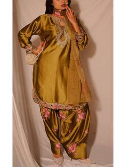 Kedar Fab - Mustard Pure Silk Floral Motiff Embroidered Kurta and Farshi Salwar with Dupatta
