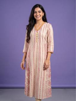 SPAN - Women Ivory Single Kurta