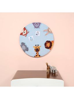 Pinch of Pretty - Peekaboo Pinboard