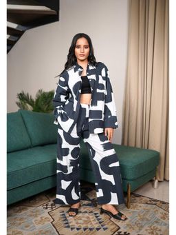 Beyond Tara - Monochrome Strokes Co-Ord (Set of 2)