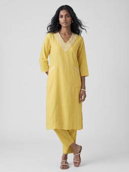 max - Womens Yellow Embroidered V-Neck Kurta with Pant