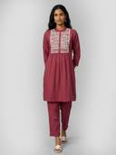Maroon color option