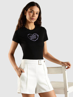 Tommy Hilfiger - Black Solid Slim Fit T-Shirt