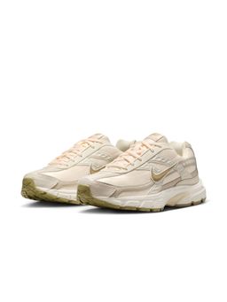 Nike - Womens Initiator Sneakers