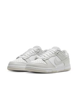 Nike - Womens Dunk Low Sneakers