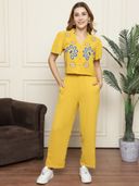 Yellow color option, Currently selected