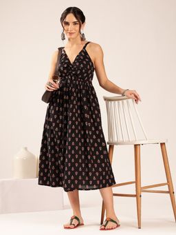 Vbuyz - Women Black Floral Flared Cotton Stitched Dress