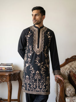 Jompers - Black Embroidered Full Sleeves Kurta