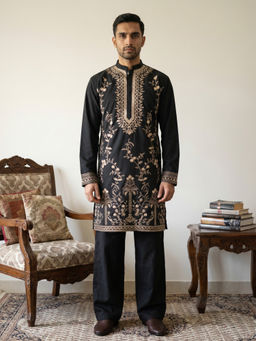 Jompers - Black Embroidered Full Sleeves Kurta & Pyjama