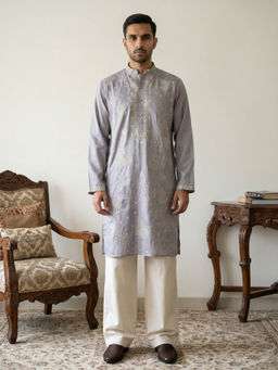 Jompers - Lavender Embroidered Full Sleeves Kurta & Pyjama
