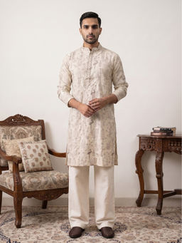 Jompers - Off White Embroidered Full Sleeves Kurta & Pyjama