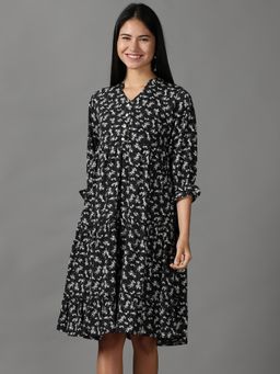 SHOWOFF - Womens V-Neck Knee Length Black Floral Dress