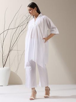 Swtantra - Women White Pure Cotton Solid Kurta with Pant