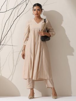 Swtantra - Women Beige Cotton Blend Solid Kurta with Pant